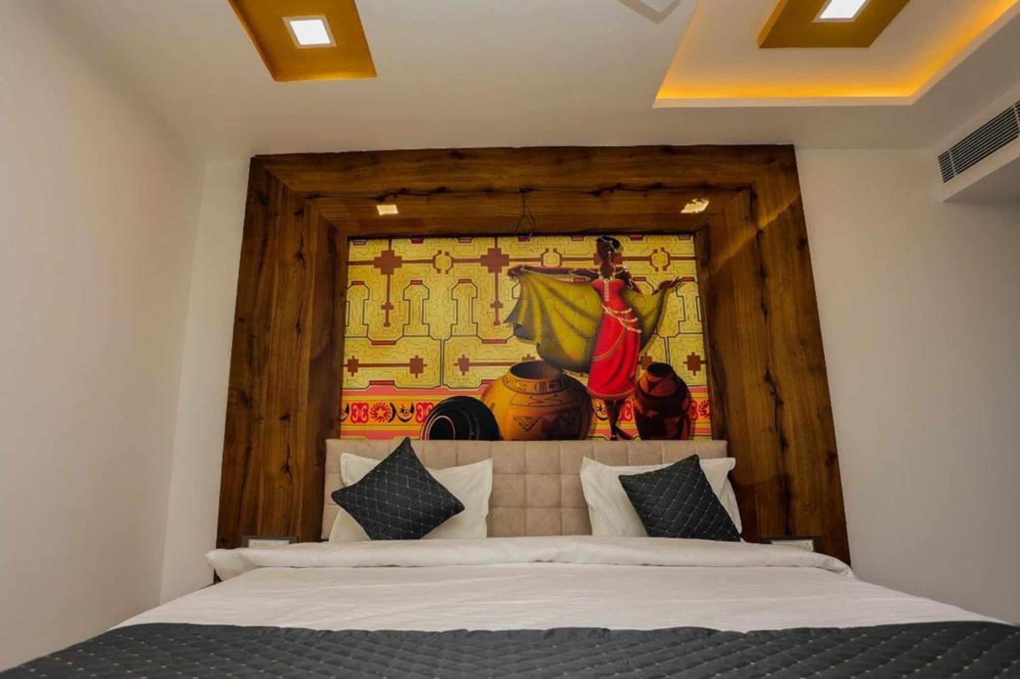 Hotel Eagle Inn Udaipur Exteriör bild